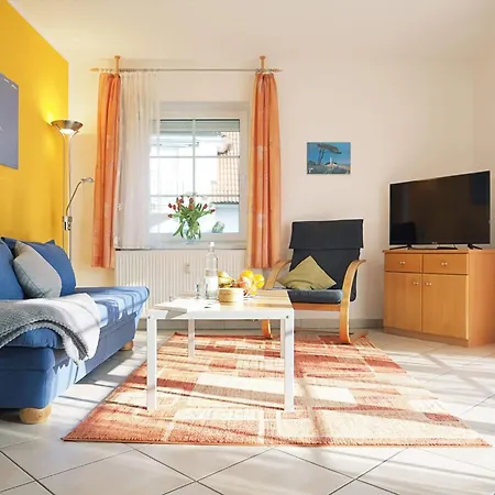 Alte Reihe 10 - Silbermoewe 3 * Zingst